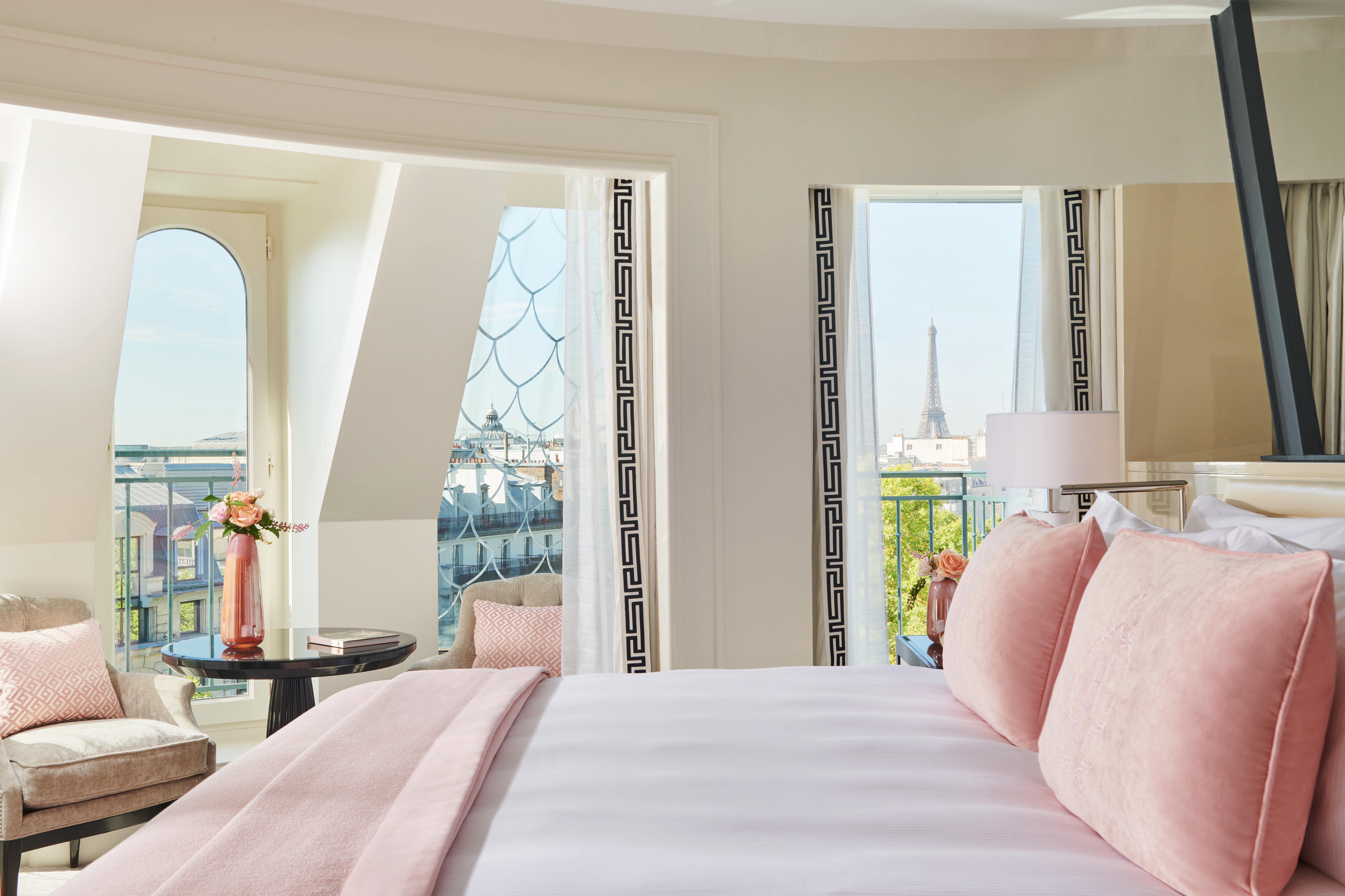Intercontinental Paris Le Grand By Ihg Hotel Exterior photo A suite at the Mandarin Oriental Paris